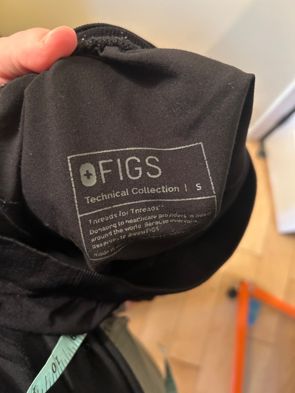 Figs Black Maternity Jogger Scrub Pants Over Belly Size S - Picture 3 of 10